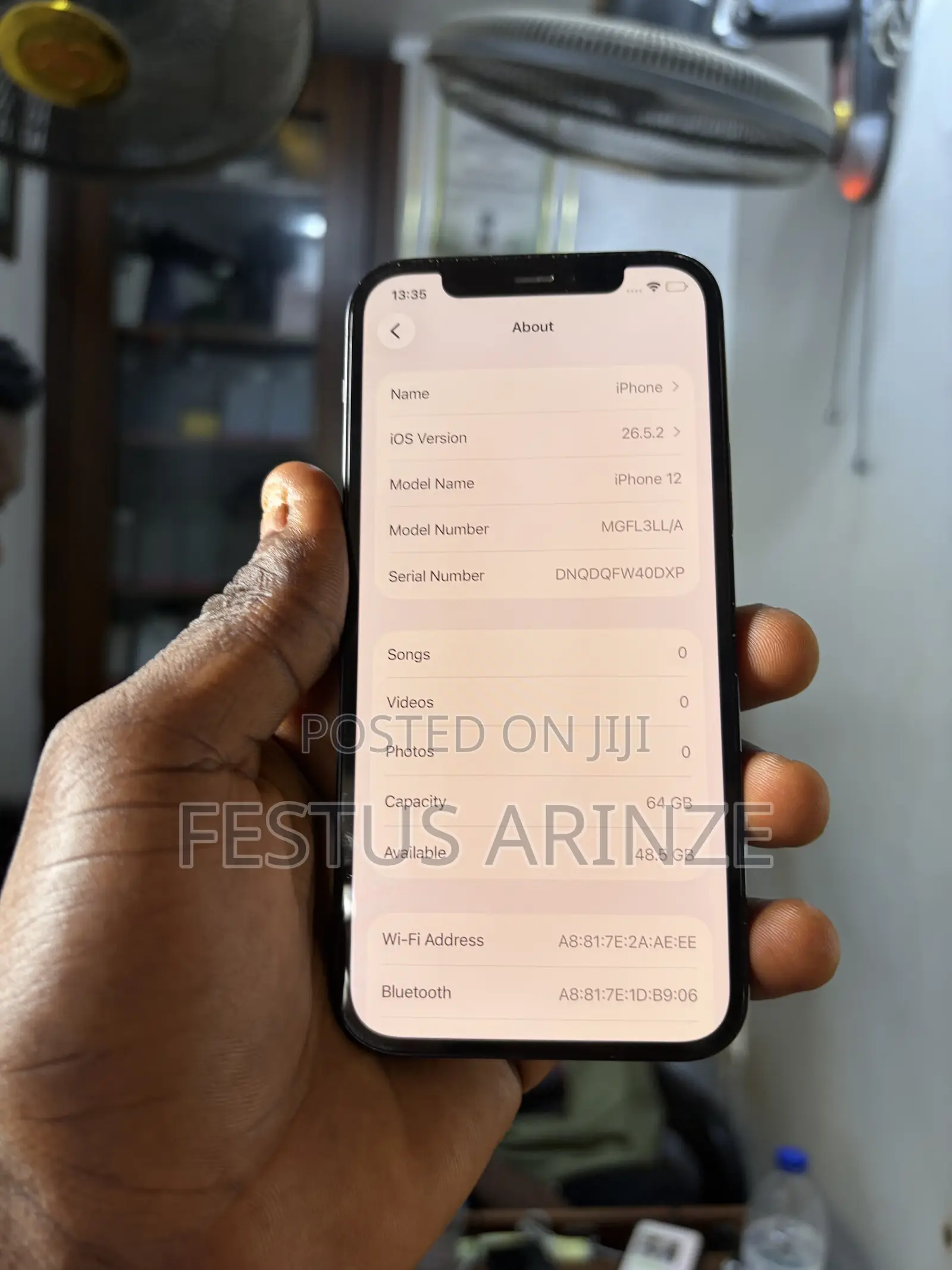 Apple iPhone 12 64 GB Black