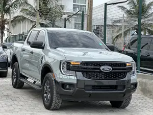 New Ford Ranger XLT 4WD SuperCrew 5' Box 2025 Gray