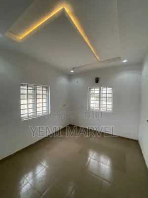2bdrm Block of Flats in Ireakari Estate, for rent