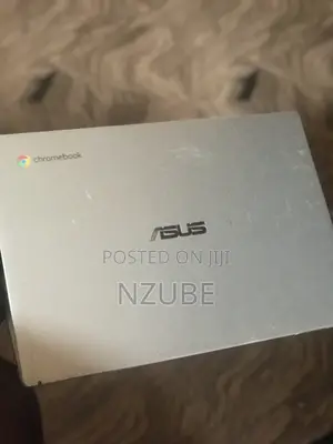 Laptop Asus Chromebook CX1 3GB SSHD+SSD 72GB