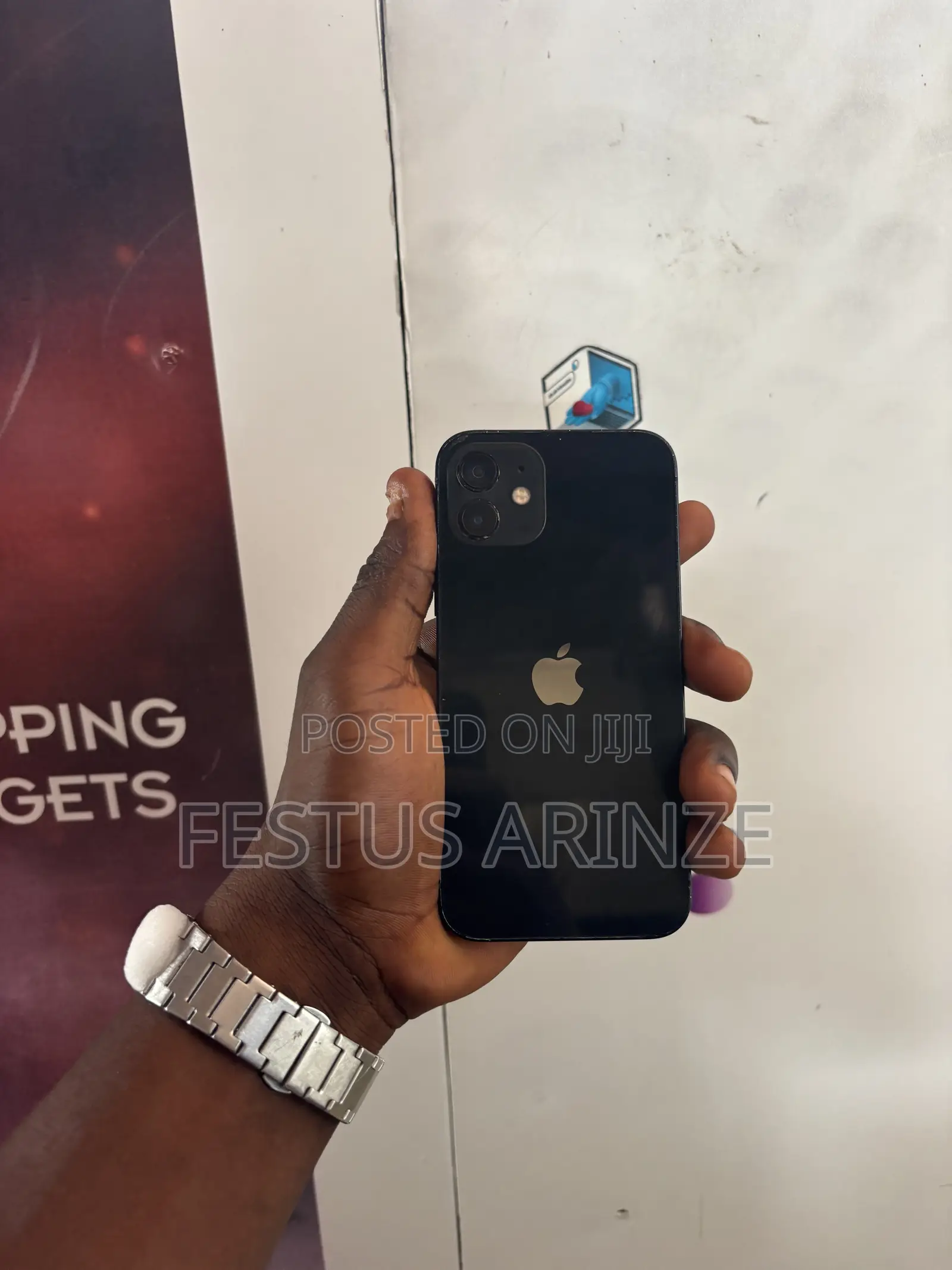 Apple iPhone 12 64 GB Black