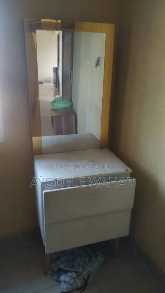 Wardrobe Dresser