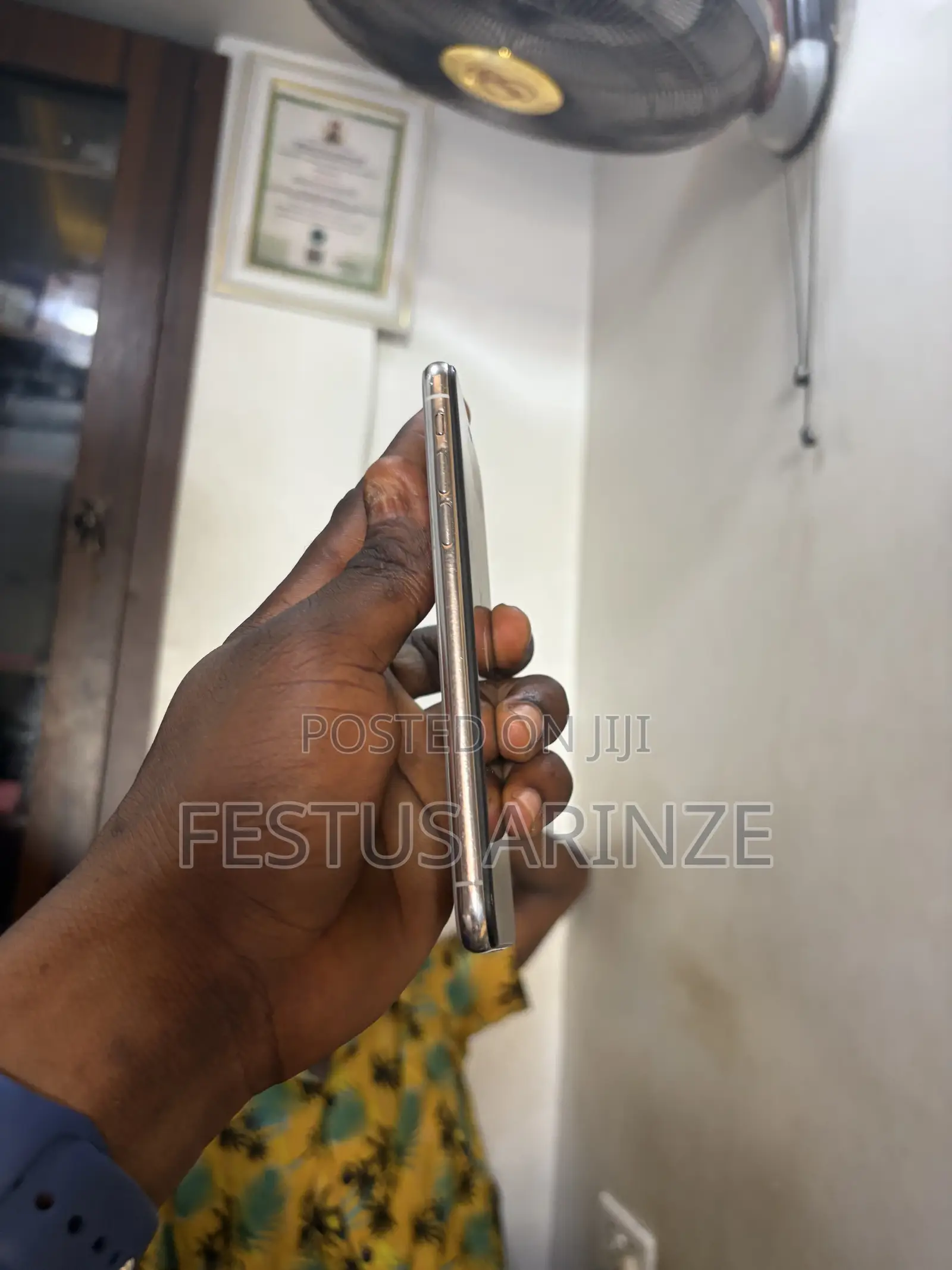 Apple iPhone X 64 GB Silver