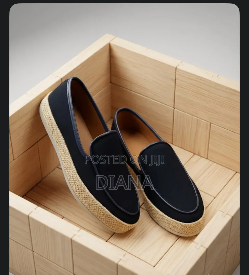 Men's Shoe