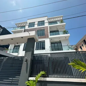 2bdrm Apartment in Lekki Phase 1 for rent