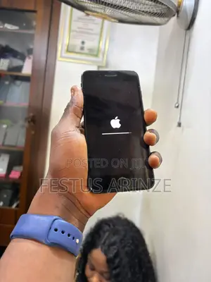 Apple iPhone 7 Plus 32 GB Black