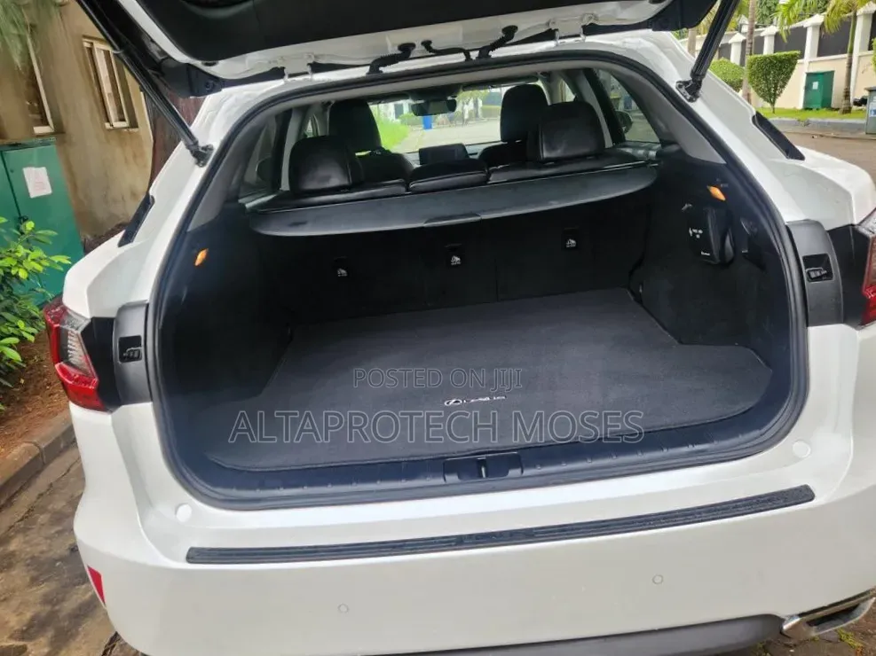 Lexus RX 350 AWD 2017 White