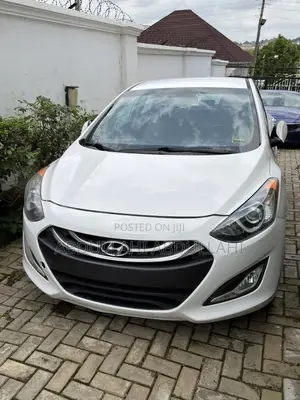 Hyundai Elantra GT 2013 White