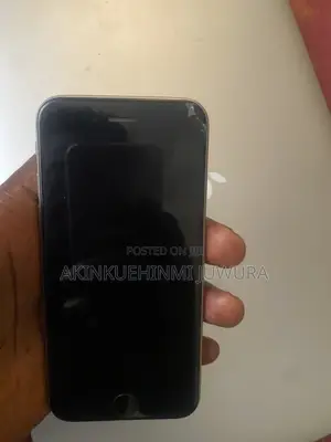Apple iPhone 6s 32 GB Silver