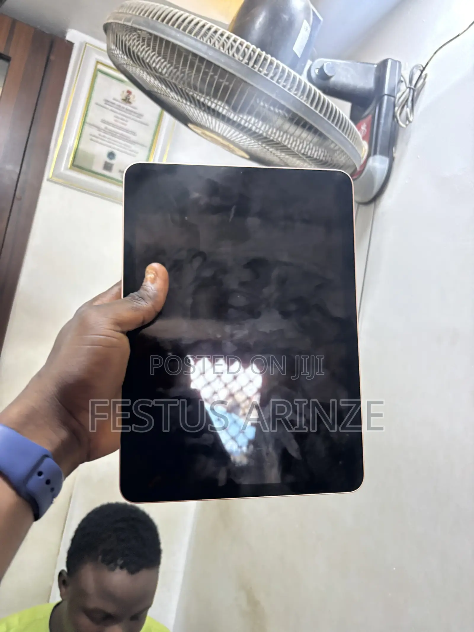 Apple iPad Air (2022) 64 GB