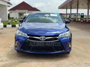 Toyota Camry SE 4dr Sedan (2.5L 4cyl 6A) 2015 Blue