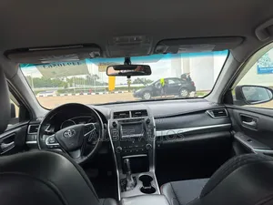 Toyota Camry SE 4dr Sedan (2.5L 4cyl 6A) 2015 Blue