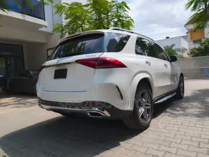 Mercedes-Benz GLE-Class 2022 White