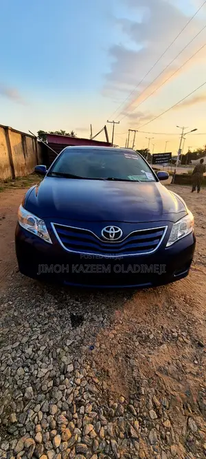 Toyota Camry 2011 Blue