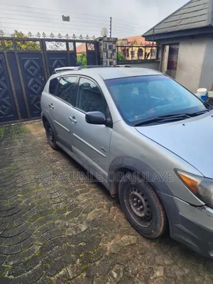 Pontiac Vibe Automatic 2004 Silver
