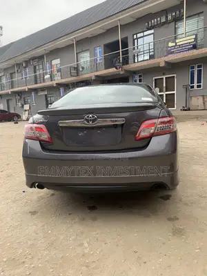 Toyota Camry 2010 Gray