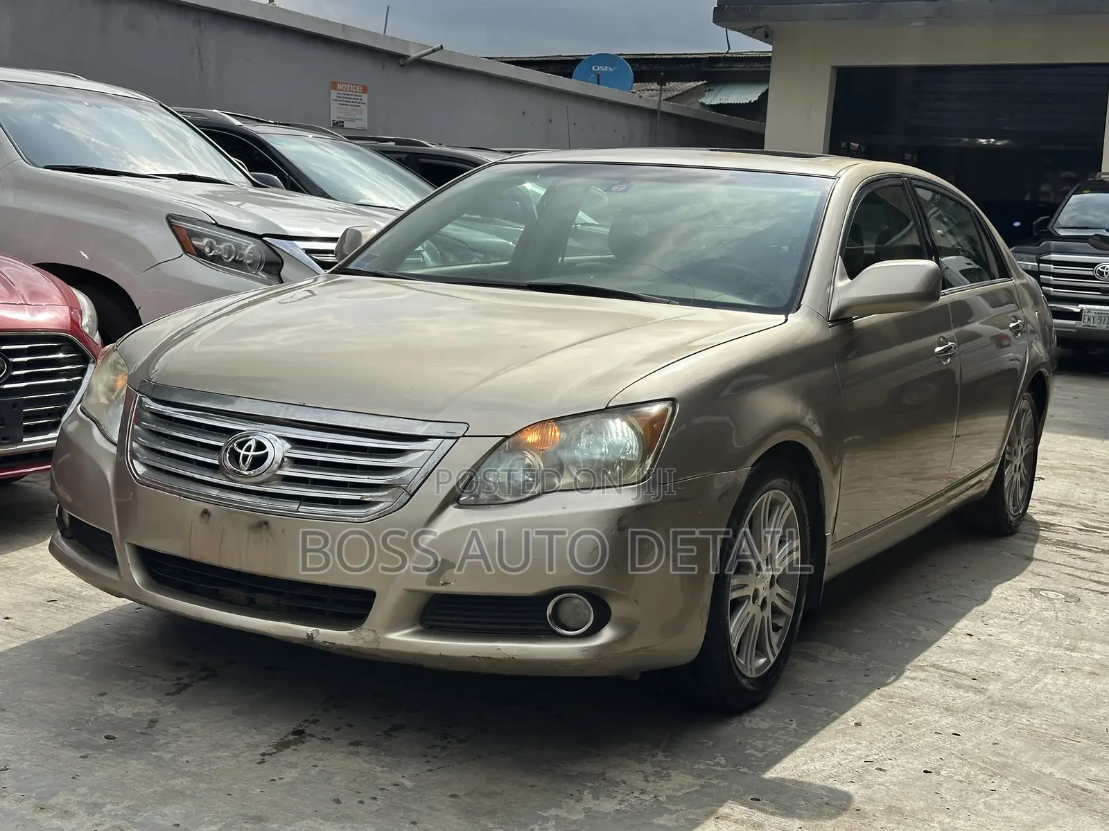 Toyota Avalon 2008 Gold