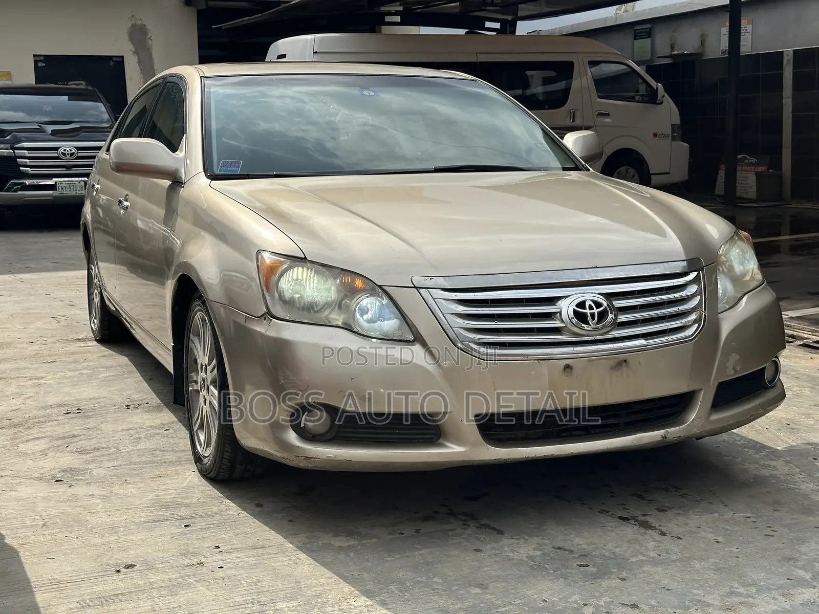 Toyota Avalon 2008 Gold