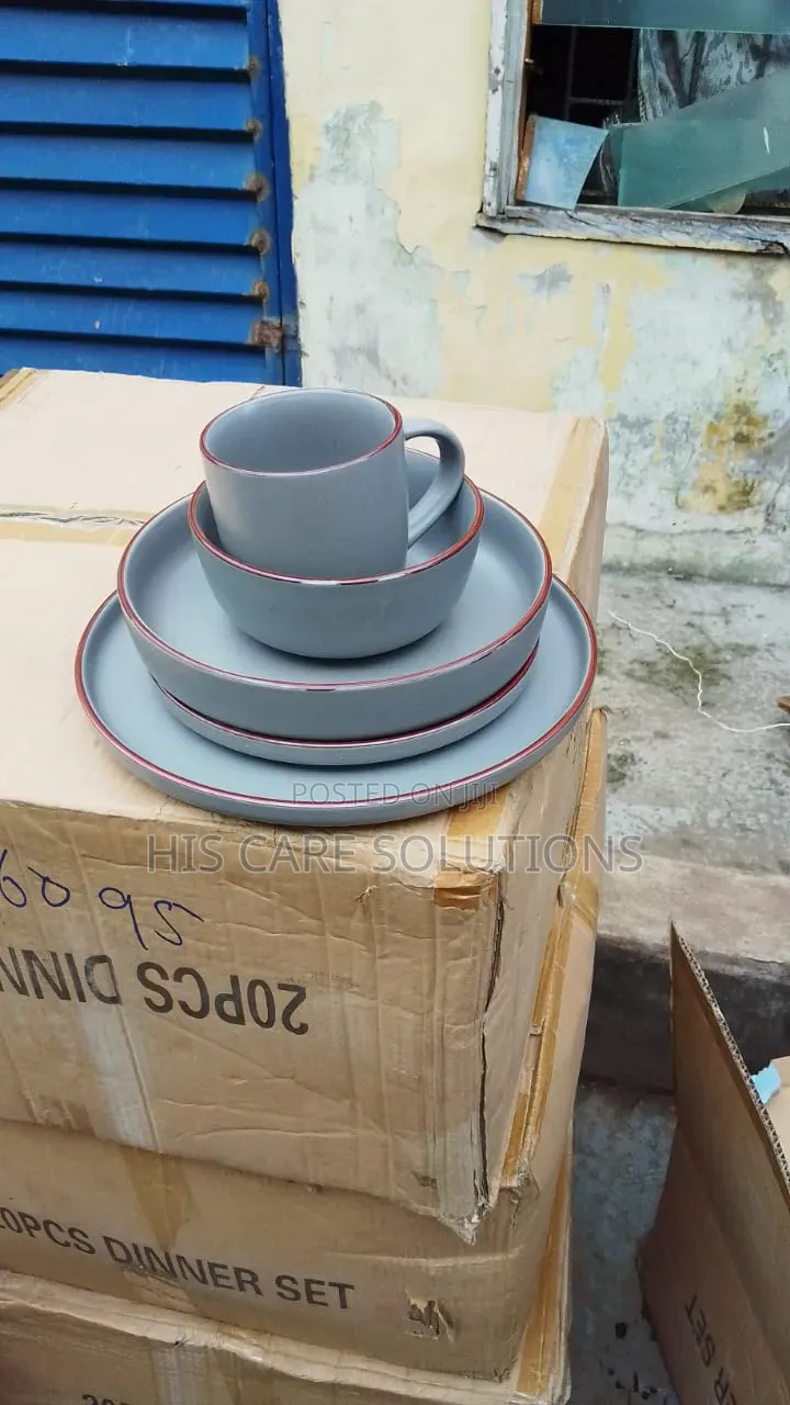 32pcs Quality Imported Dinner Set