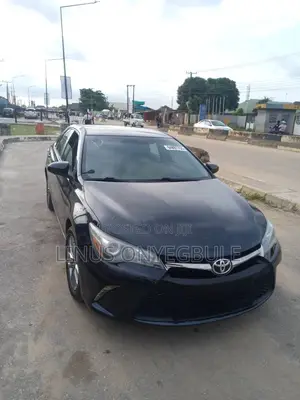 Toyota Camry SE 4dr Sedan (2.5L 4cyl 6A) 2016 Black