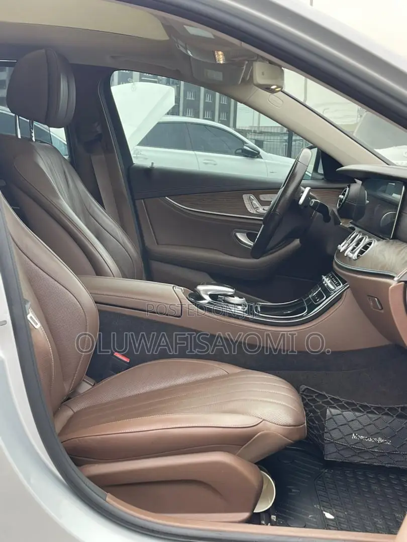 Mercedes-Benz E400 2017 Silver