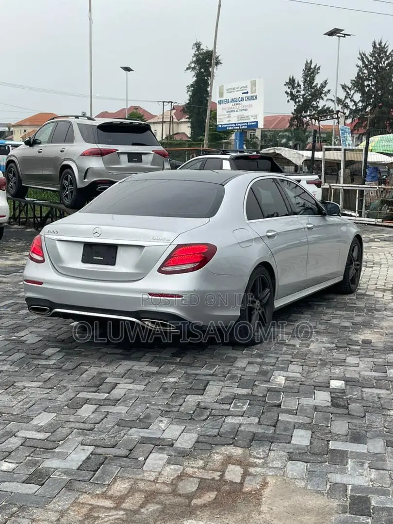 Mercedes-Benz E400 2017 Silver