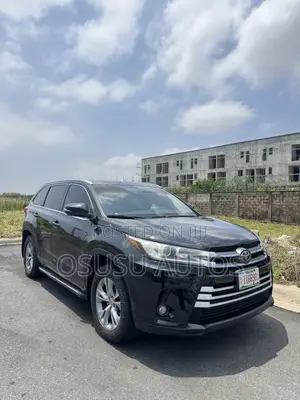 Toyota Highlander XLE 4dr SUV (3.5L 6cyl 6A) 2015 Black