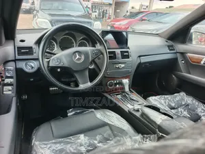 Mercedes-Benz C300 2010 Gray