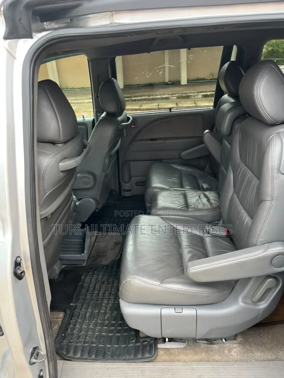 Honda Odyssey 2010 Silver