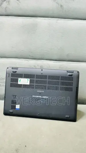 Laptop Dell Latitude 5400 8GB Intel Core i7 SSD 256GB
