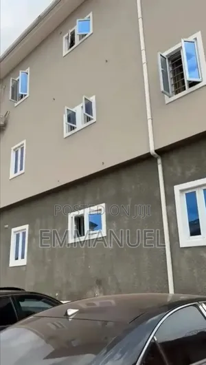 2bdrm Block of Flats in Enugu for sale