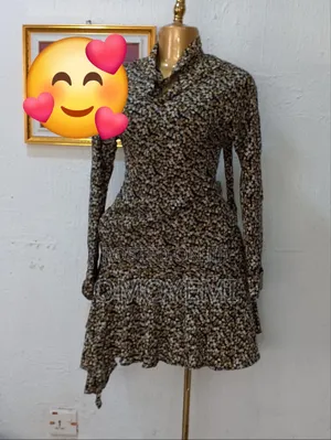 3500 Boutique Ladies Thrift Gown