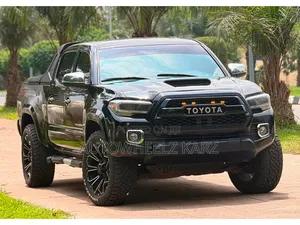 Toyota Tacoma 2018 Black