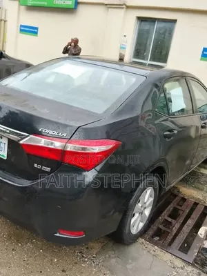 Toyota Corolla 2015 Black