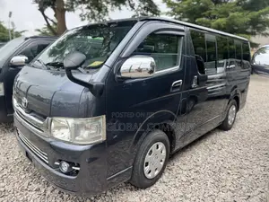 Toyota HiAce 2010 Black