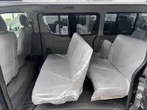 Toyota HiAce 2010 Black