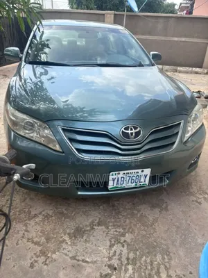 Toyota Camry 2010 Green