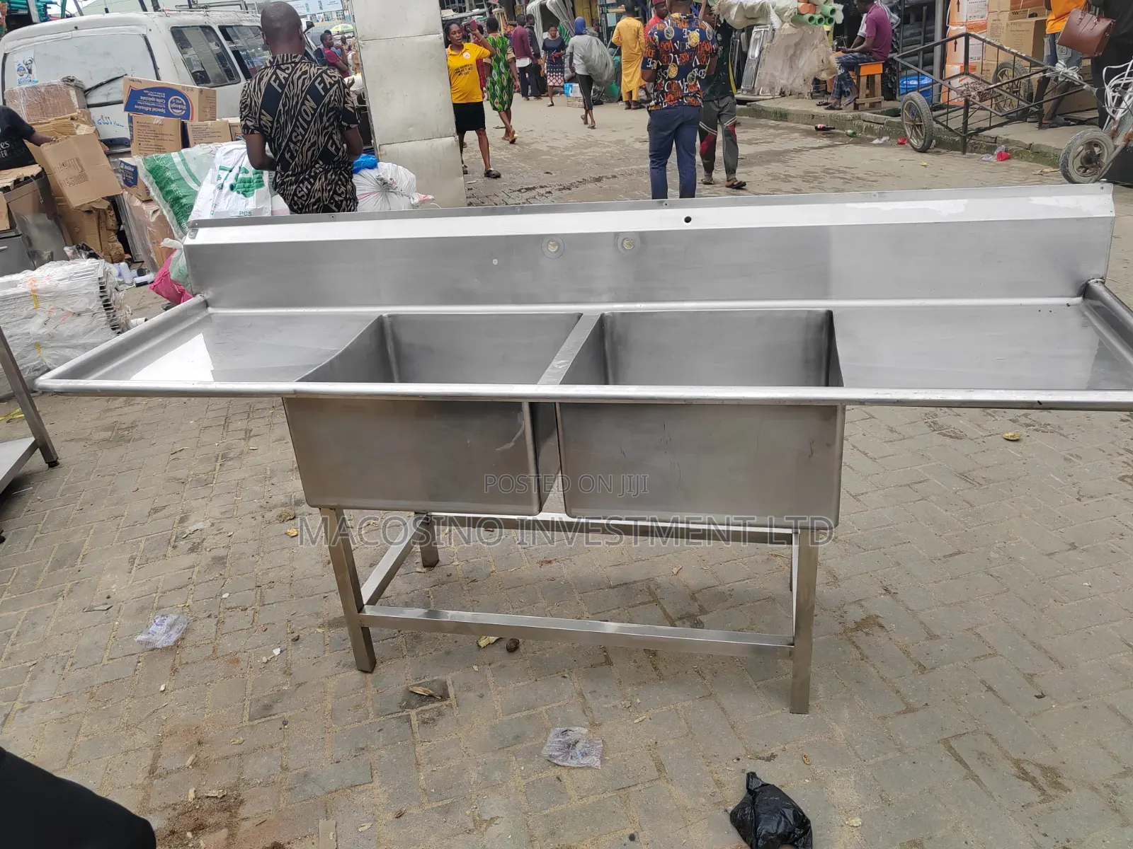 Commercial Double-Bowl Sink Unit With Double Side Drainboards