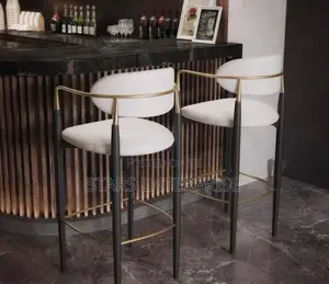 Bar Stool / Classic High Stool