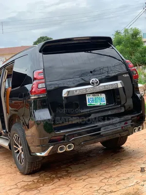 Toyota Land Cruiser Prado 2009 Black