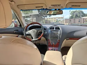 Lexus ES 2012 Red