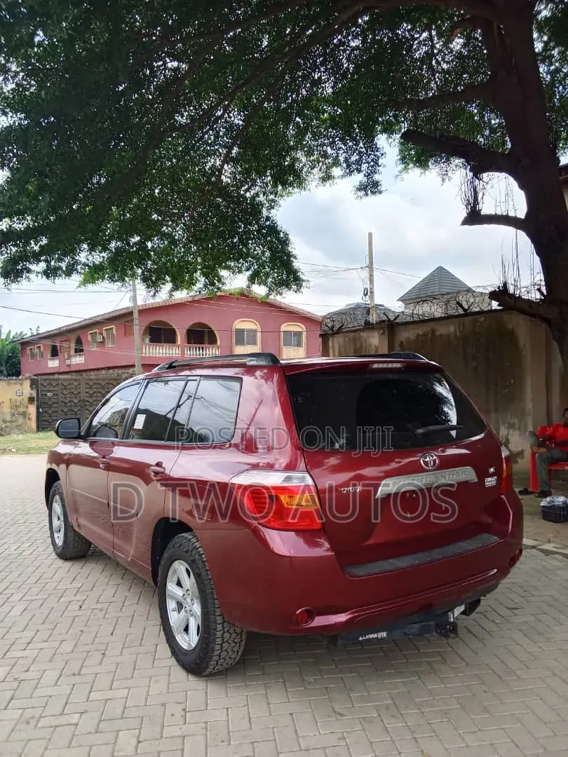 Toyota Highlander 2010 Red