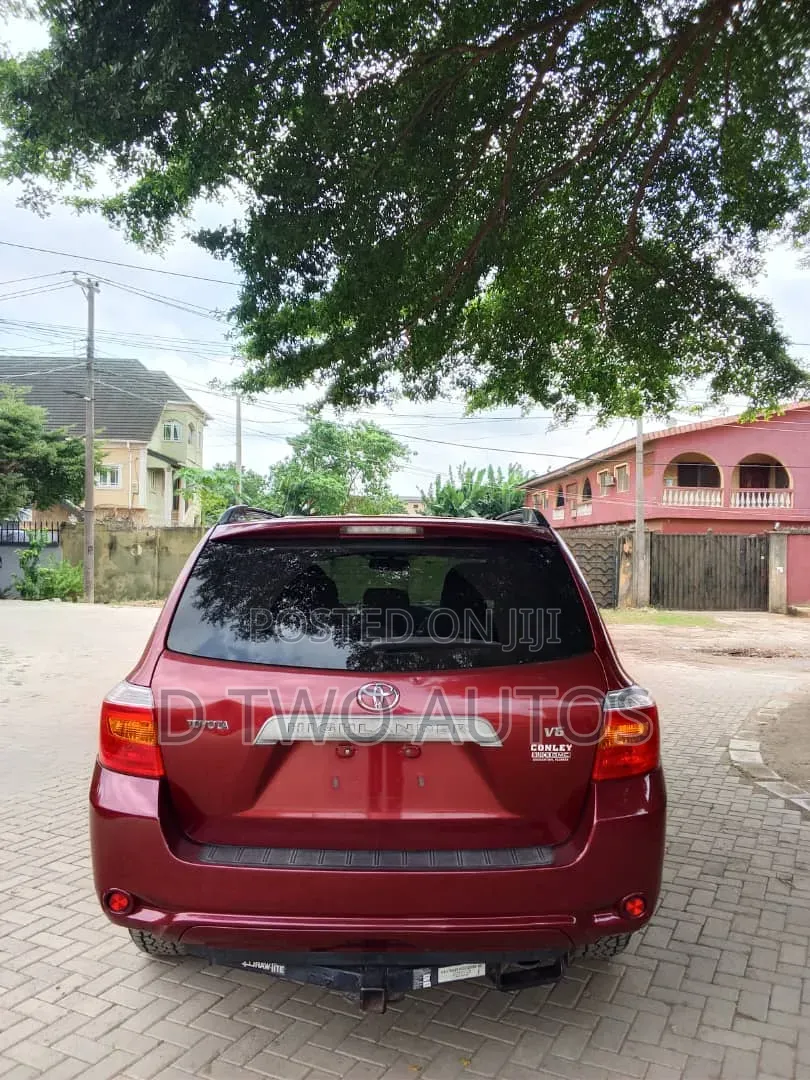 Toyota Highlander 2010 Red