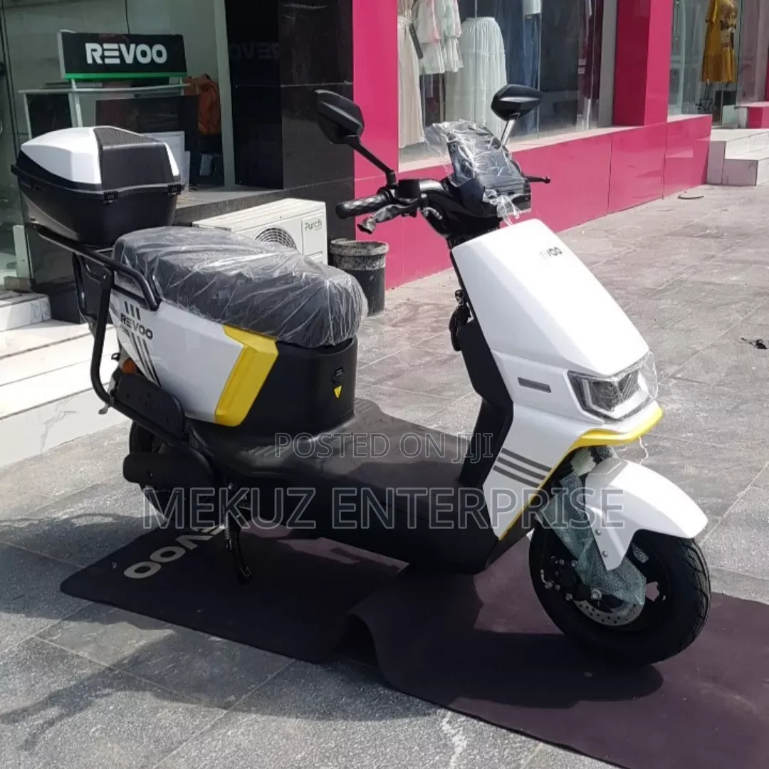New Revoo A12 2025 White