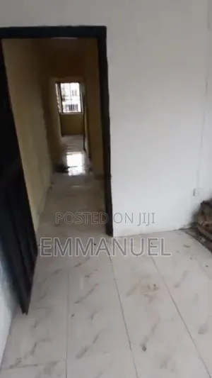 1bdrm Block of Flats in Enugu for rent