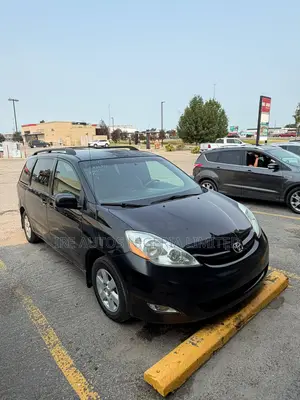 Toyota Sienna LE 7 Passenger 2010 Black