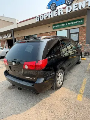 Toyota Sienna LE 7 Passenger 2010 Black