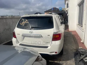 Toyota Highlander 2009 White