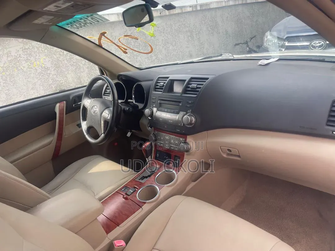 Toyota Highlander 2009 White