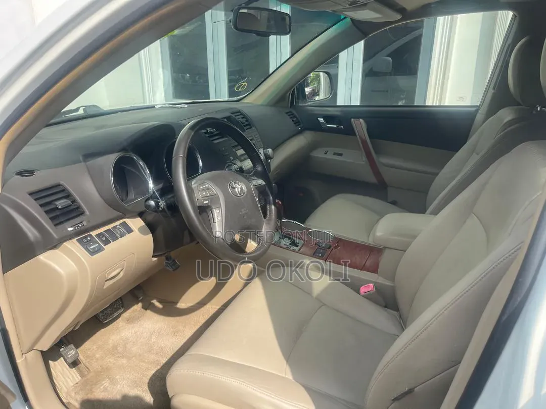 Toyota Highlander 2009 White